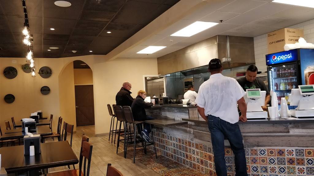 Burrito Express | restaurant | 220 Hawthorn Village Commons, Vernon Hills, IL 60061, USA | 2244244649 OR +1 224-424-4649