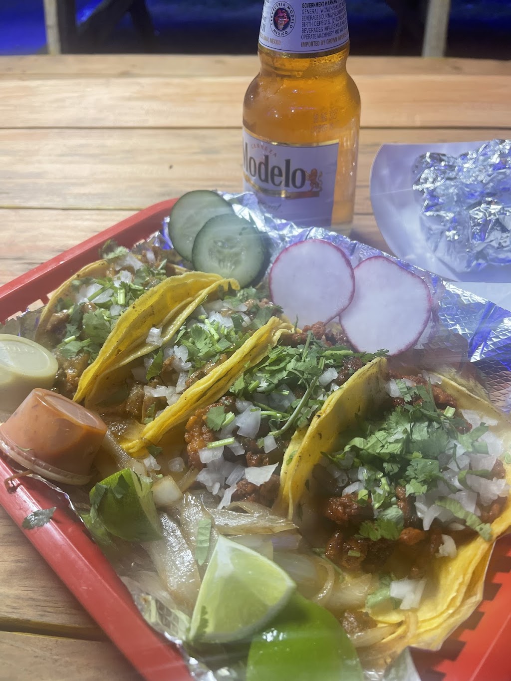 Tacos el pariente | restaurant | 9318 N Interstate Hwy 35, Austin, TX 78753, USA | 2147576134 OR +1 214-757-6134