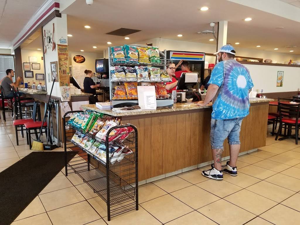 Jo Jos Super Dogs | restaurant | 214 E Pulaski Hwy, Elkton, MD 21921, USA | 4103929830 OR +1 410-392-9830