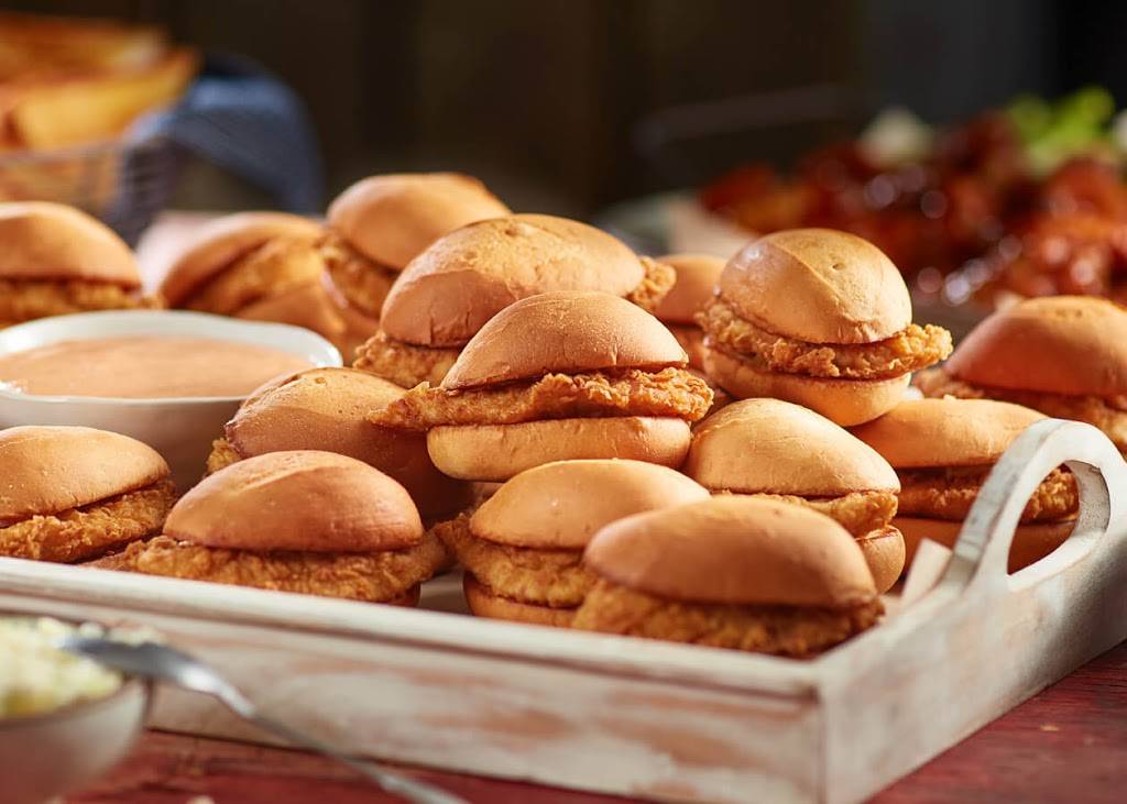 Zaxbys Chicken Fingers & Buffalo Wings | restaurant | 5420 McFarland Blvd, Northport, AL 35476, USA | 2053394716 OR +1 205-339-4716