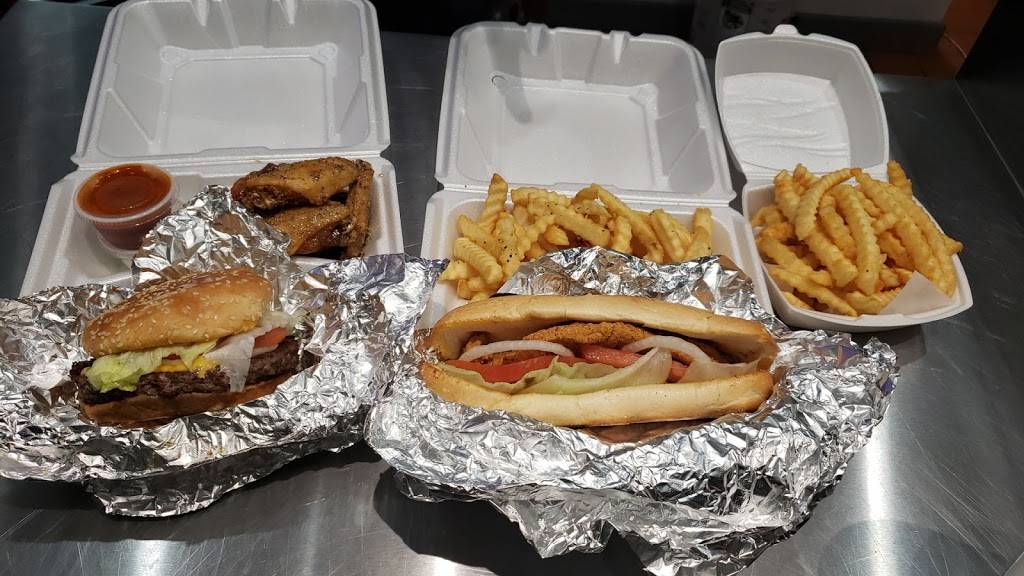 Wild Wing Station - Austin Hwy | restaurant | 1533 Austin Hwy Ste100, San Antonio, TX 78218, USA | 2103699949 OR +1 210-369-9949