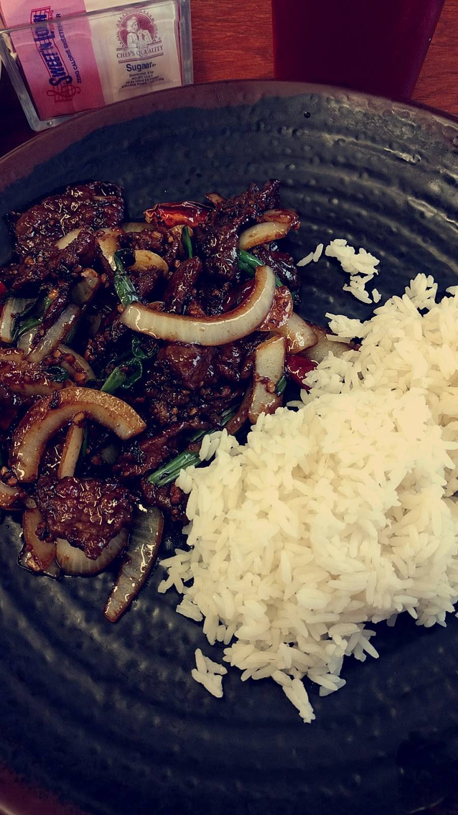 Sesame Hill | restaurant | 6156 US-290, Austin, TX 78749, USA | 5128918881 OR +1 512-891-8881