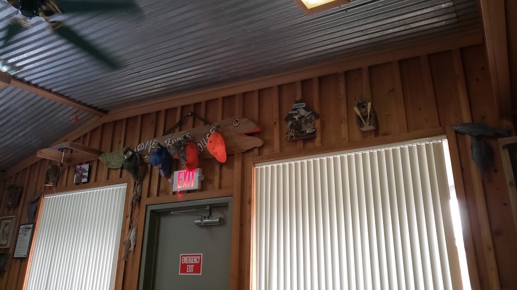 Dees Restaurant | restaurant | 3730 Roche Ave, Vernon, FL 32462, USA | 8505356449 OR +1 850-535-6449