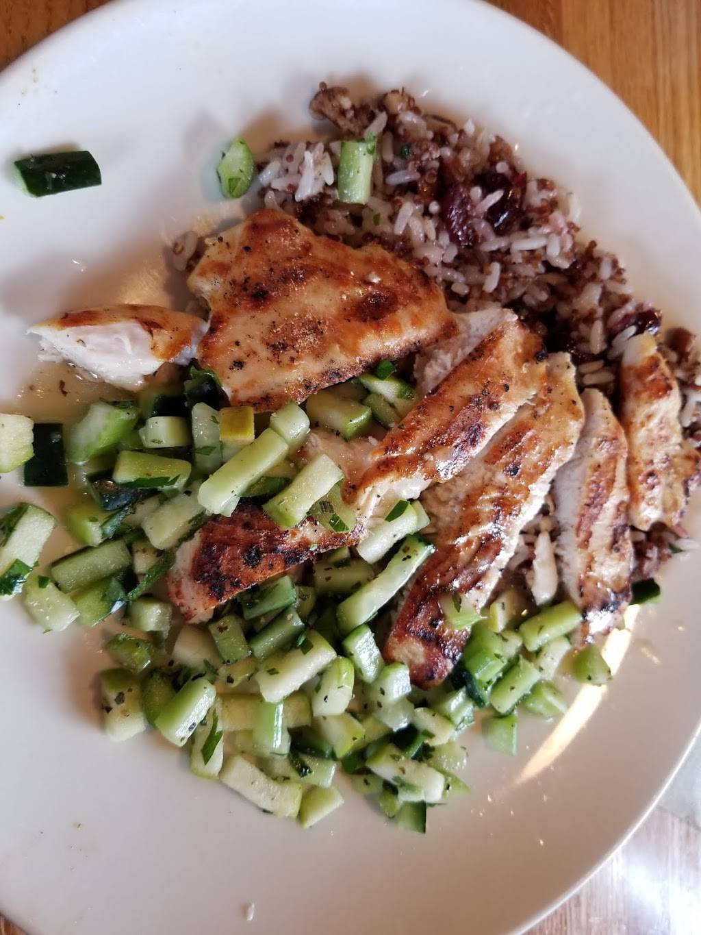 Applebees Grill + Bar | restaurant | 8380 E Point Douglas Rd S, Cottage Grove, MN 55016, USA | 6514585837 OR +1 651-458-5837