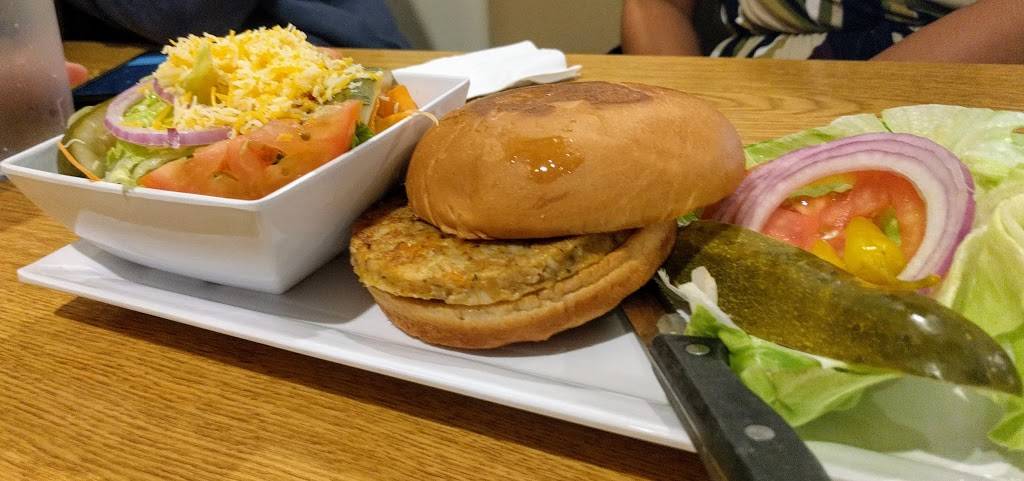 Francos Flapjack Family Restaurant | restaurant | 4164 Bonita Rd, Bonita, CA 91902, USA | 6195121673 OR +1 619-512-1673