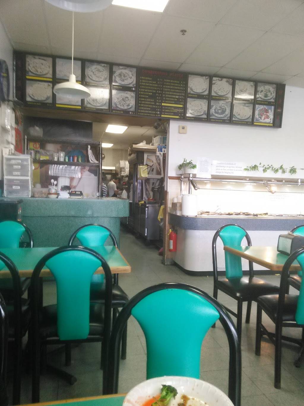 New China | restaurant | 155, 6044 S 16th St, Phoenix, AZ 85042, USA | 6022439559 OR +1 602-243-9559