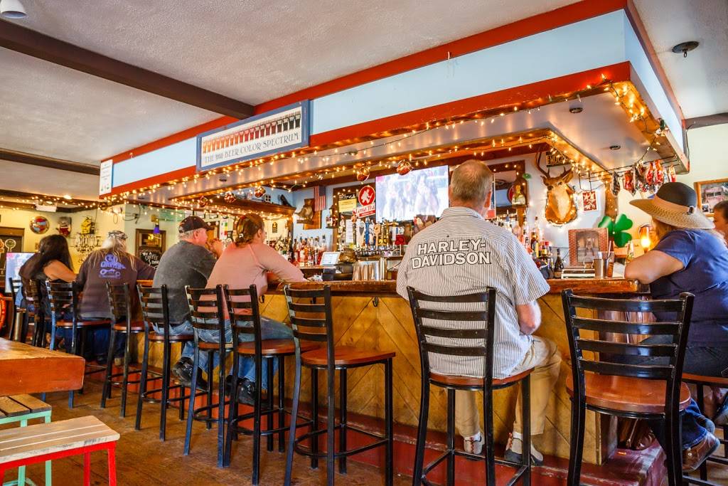 Clear River Tavern | restaurant | 2640 VT-100, Pittsfield, VT 05762, USA | 8027468999 OR +1 802-746-8999