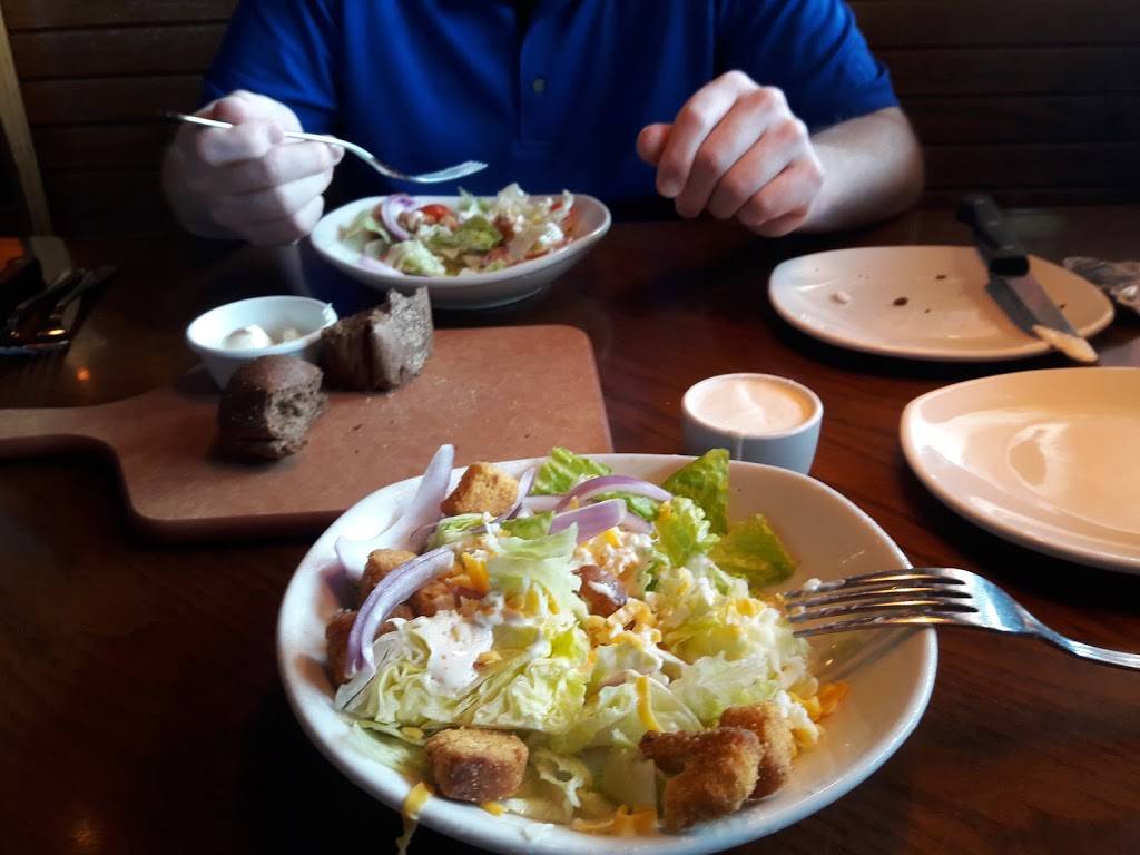 Outback Steakhouse | restaurant | 1319 River Run Ct, Rock Hill, SC 29732, USA | 8033296283 OR +1 803-329-6283