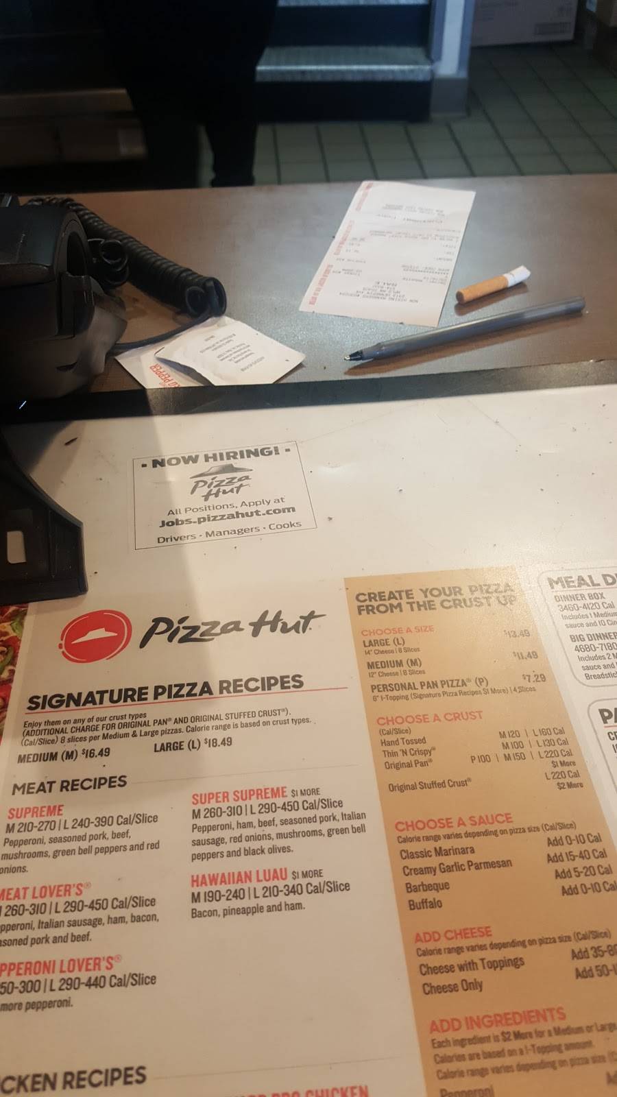 Pizza Hut | meal takeaway | 2313 Hennepin Ave, Minneapolis, MN 55405, USA | 6123744000 OR +1 612-374-4000