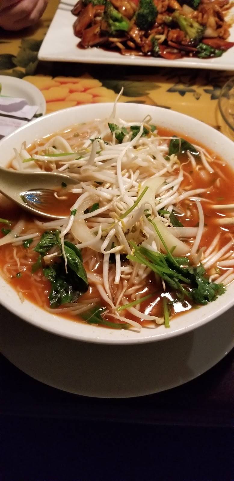 Saigon Cafe | restaurant | 220 SW H K Dodgen Loop, Temple, TX 76504, USA | 2547734263 OR +1 254-773-4263