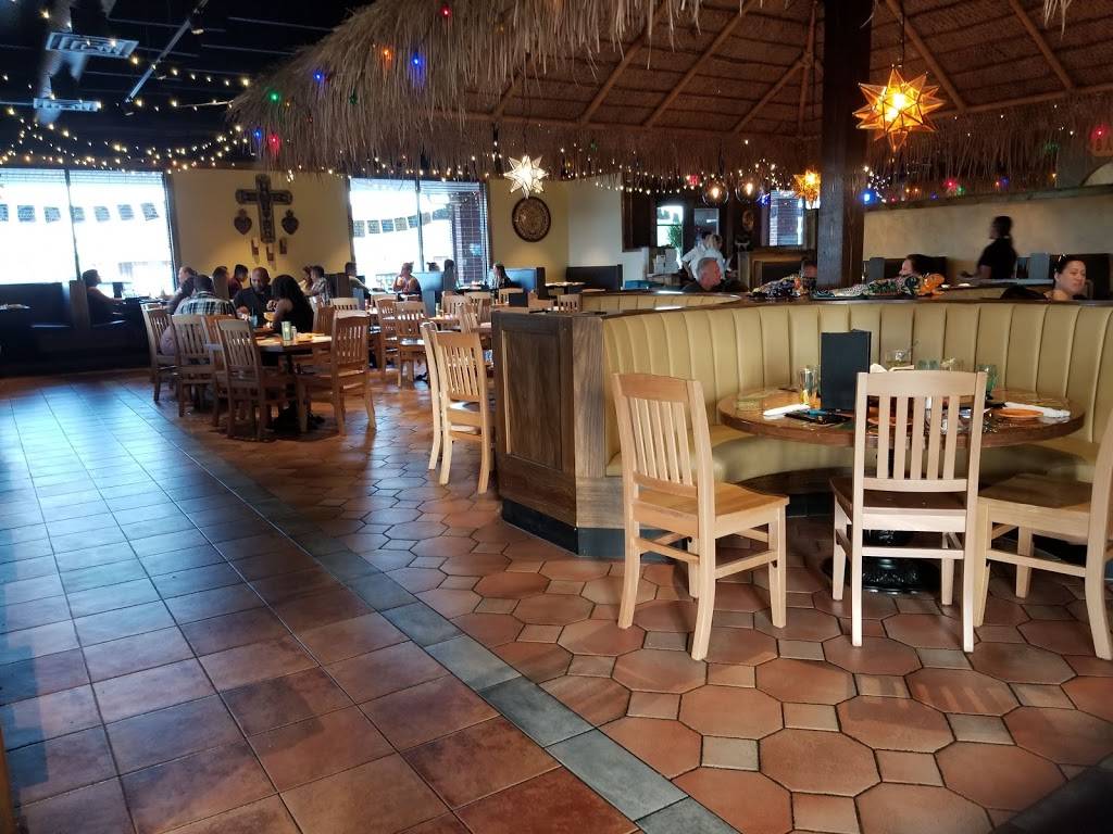 Iguana Wana Mexican Grill & Tequila Bar | restaurant | 9080 76th St, Pleasant Prairie, WI 53158, USA | 2626945400 OR +1 262-694-5400