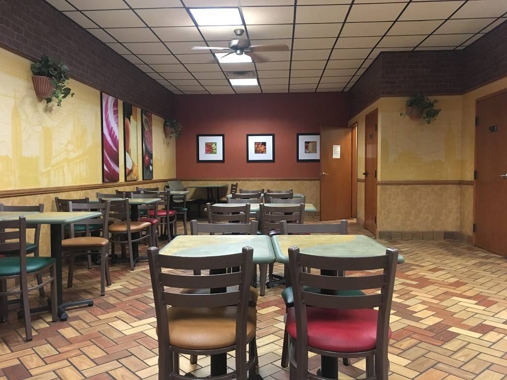 Subway Restaurants | restaurant | 6850 Denton Hwy, Watauga, TX 76148, USA | 8174285477 OR +1 817-428-5477