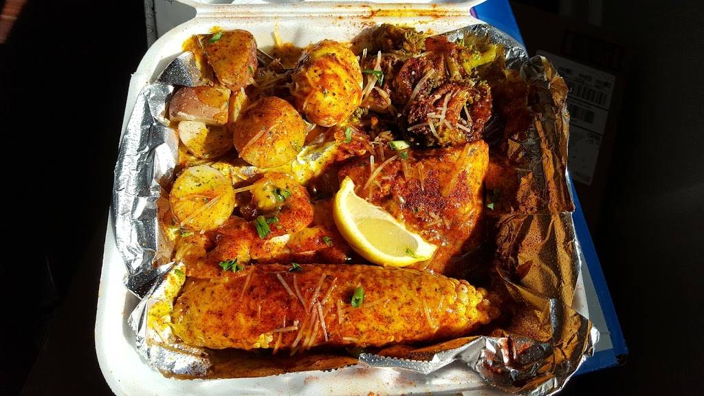 Chef Oyas The TRAP | restaurant | 3355 N Keystone Ave, Indianapolis, IN 46218, USA | 3177626172 OR +1 317-762-6172