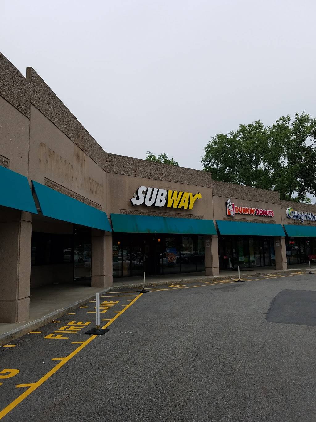 Subway Restaurants | restaurant | 10 Wall St, Burlington, MA 01803, USA | 7817508354 OR +1 781-750-8354
