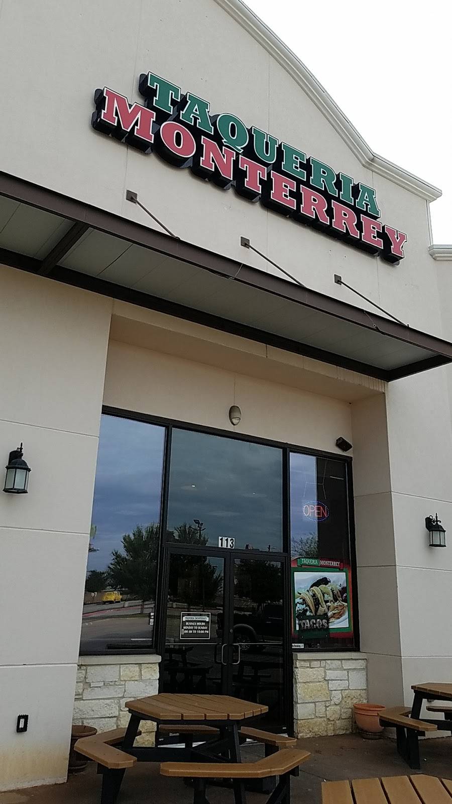 Taqueria Monterrey | restaurant | 3305 S Mayhill Rd #113, Denton, TX 76208, USA | 9404428869 OR +1 940-442-8869