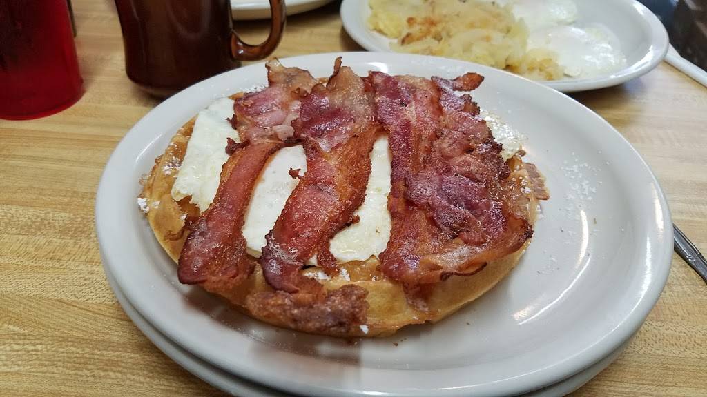 Five Points Restaurant | restaurant | 258 Broadway St, Asheville, NC 28801, USA | 8282528030 OR +1 828-252-8030