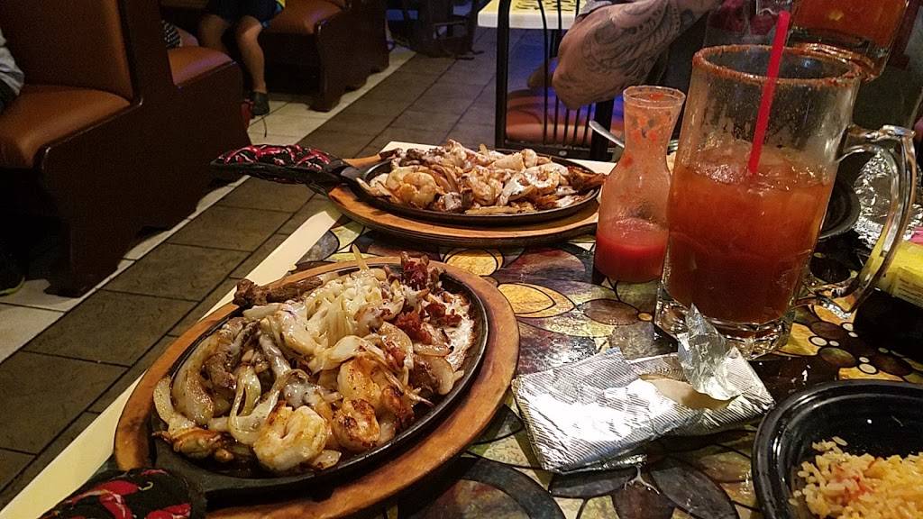 Los 3 Amigos | restaurant | 425 Woodbury Hwy, Manchester, TN 37355, USA | 9317287332 OR +1 931-728-7332