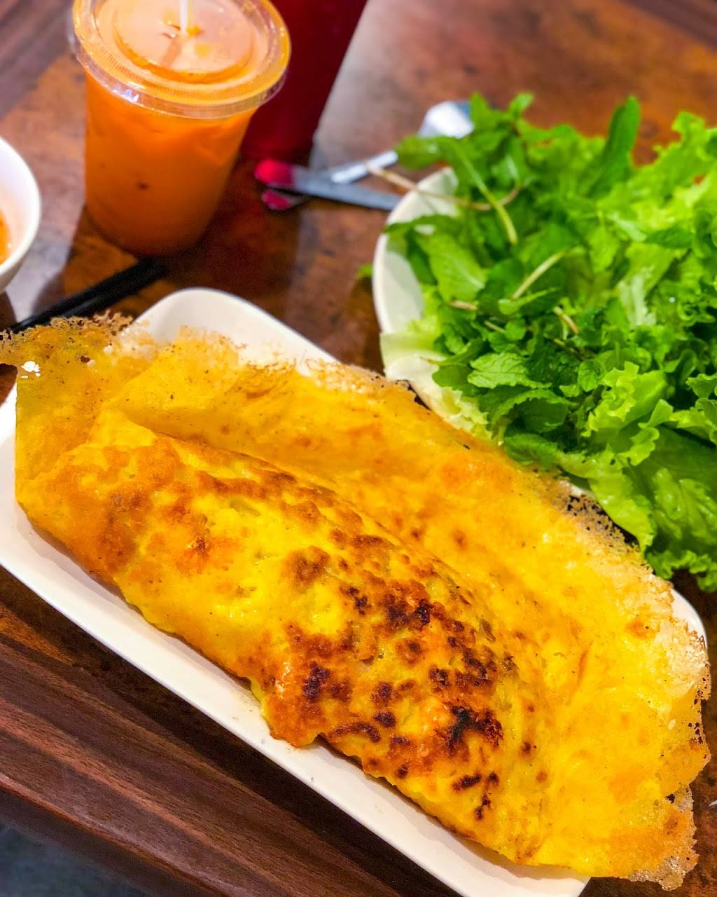 La Xanh Restaurant | restaurant | 3575 W Walnut St, Garland, TX 75042, USA | 2142999285 OR +1 214-299-9285