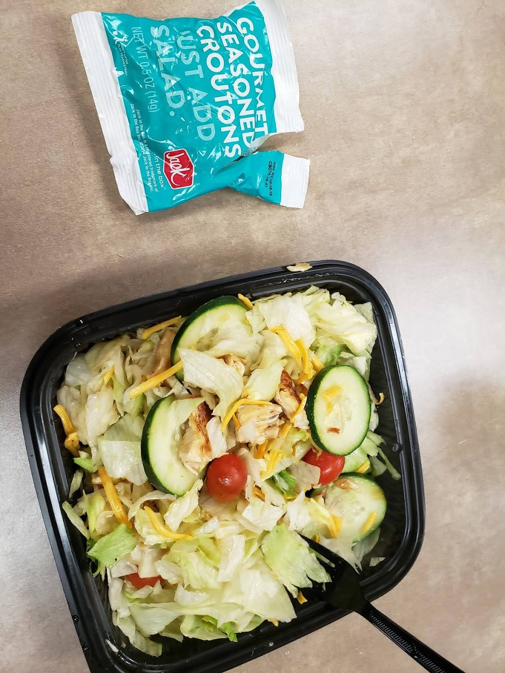 Jack in the Box | restaurant | 6405 Northwest Loop 410, San Antonio, TX 78238, USA | 2105098499 OR +1 210-509-8499