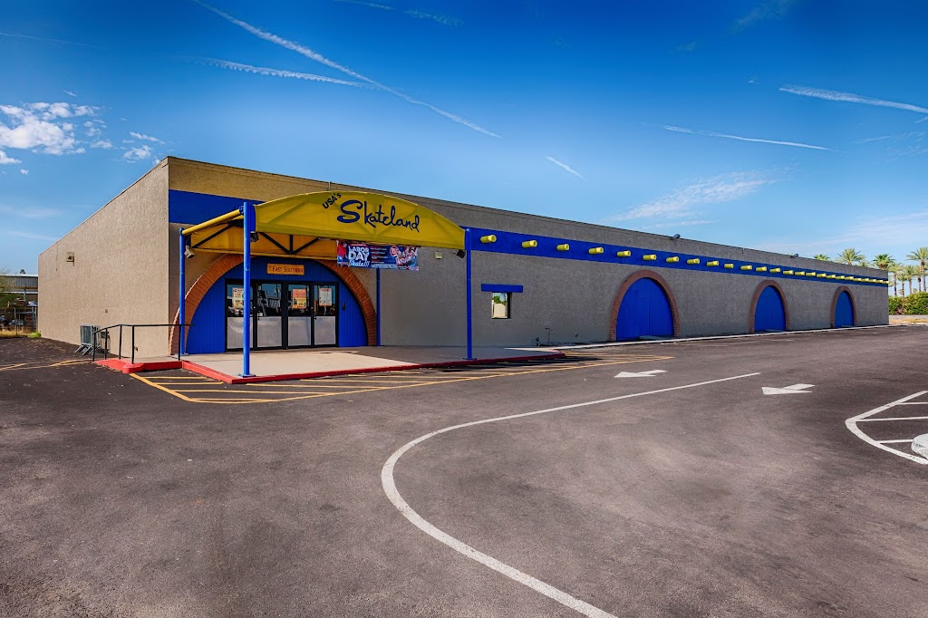 Skateland | cafe | 7 E Southern Ave, Mesa, AZ 85210, USA | 4808337775 OR +1 480-833-7775