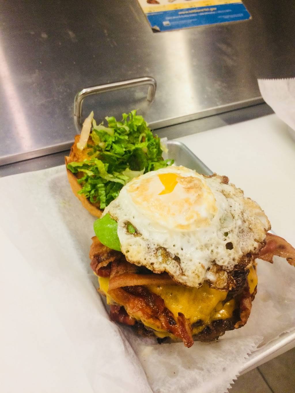 Burgers and Burritos | restaurant | a, 760 Main St S, Southbury, CT 06488, USA | 2035861775 OR +1 203-586-1775