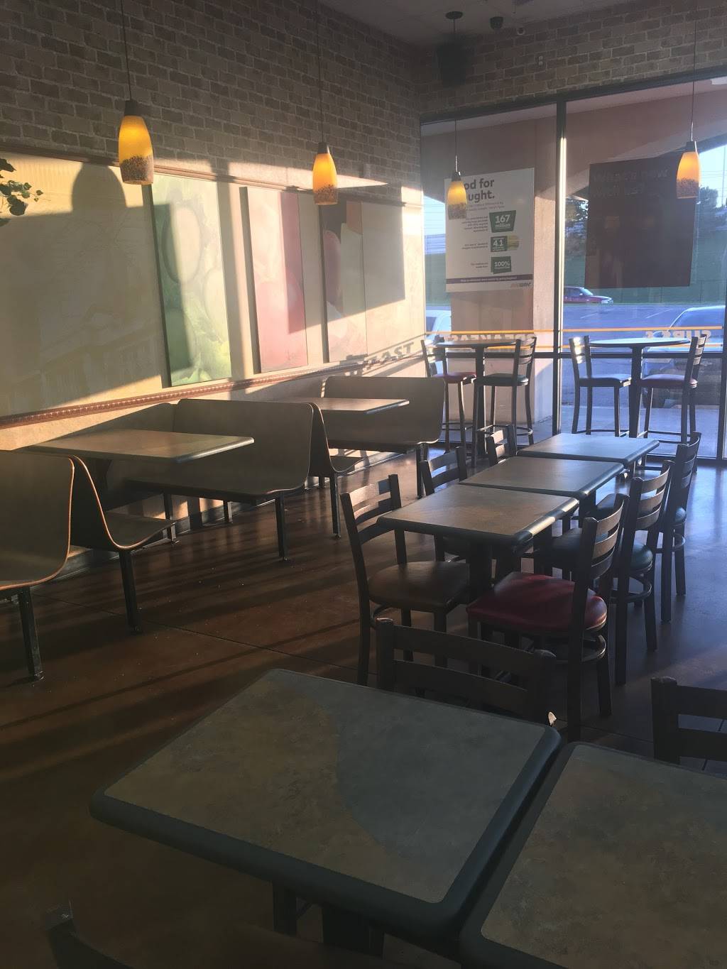 Subway | restaurant | 1911 S Yale Ave, Tulsa, OK 74112, USA | 9187649600 OR +1 918-764-9600