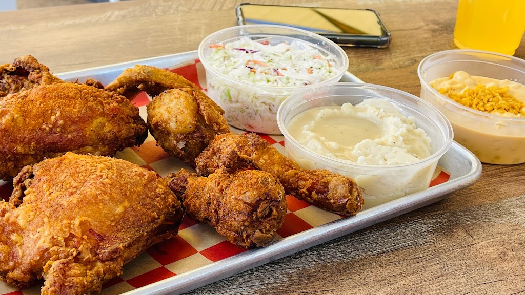 BirdHouse | restaurant | 707 N Navajo Dr, Page, AZ 86040, USA | 9286454087 OR +1 928-645-4087