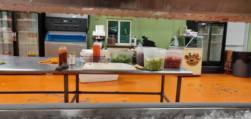 Frutería La Mission#2 | restaurant | 1304 Goliad Rd, San Antonio, TX 78223, USA | 2102720311 OR +1 210-272-0311