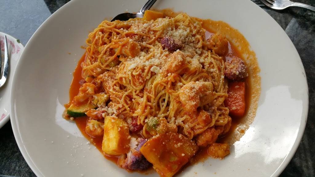 Maggianos Little Italy | restaurant | Fashion Mall, 3550 E 86th St, Indianapolis, IN 46240, USA | 3178140700 OR +1 317-814-0700