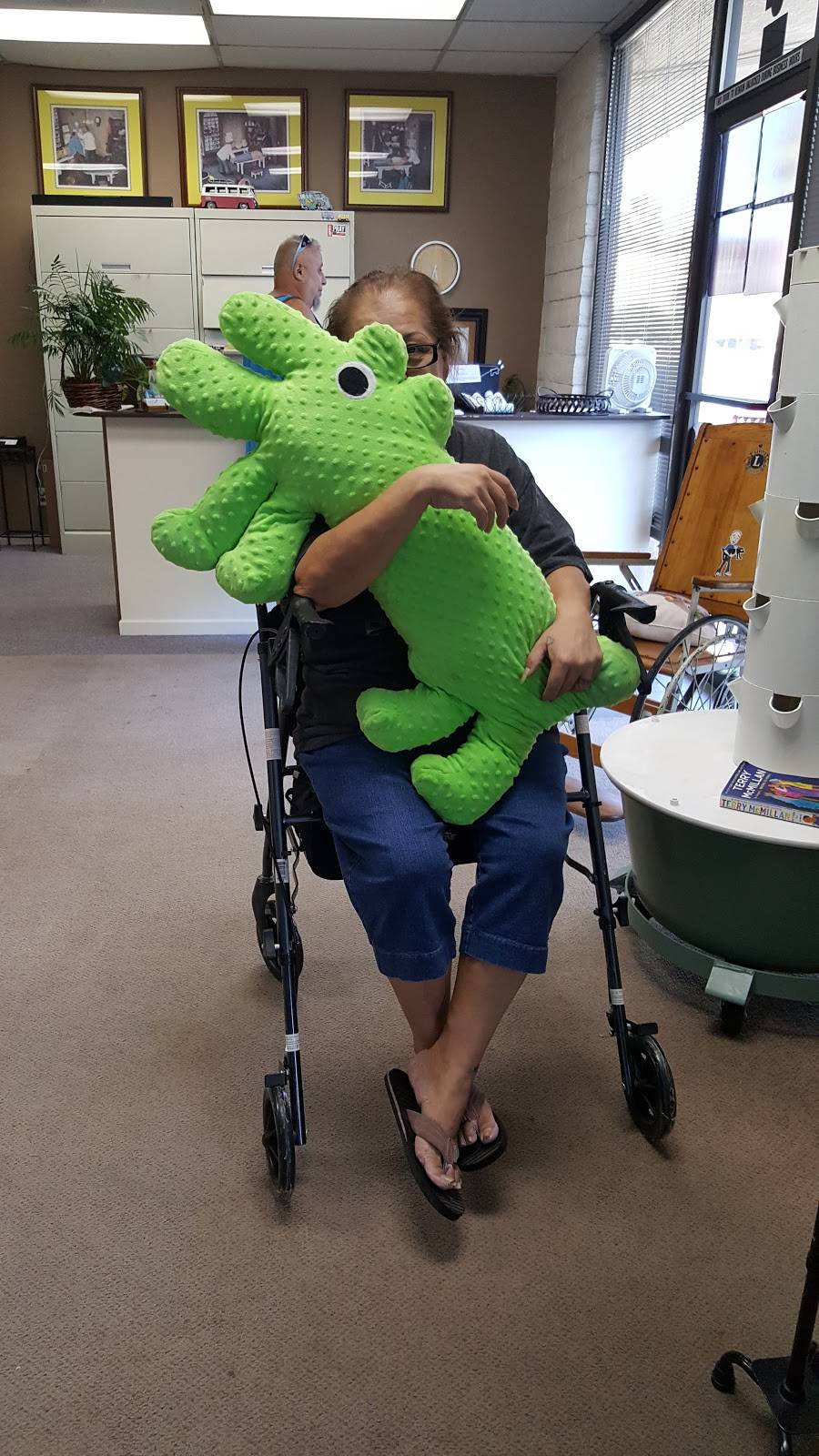 Zuzu Chicken | restaurant | 1808 E Rte 66 # A, Glendora, CA 91740, USA | 6263354555 OR +1 626-335-4555