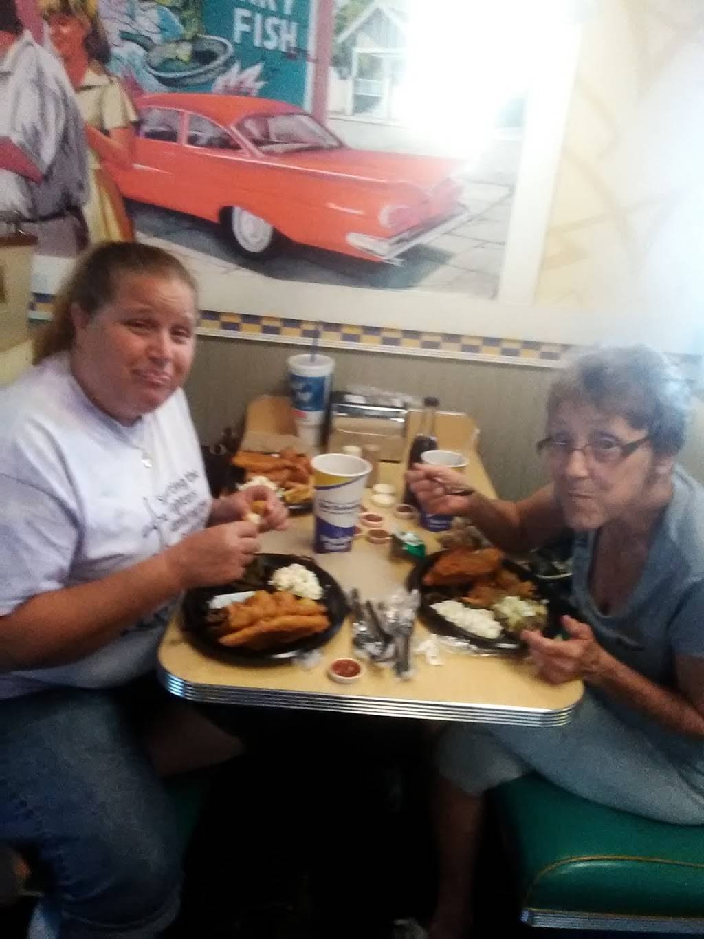 Long John Silvers | restaurant | 2000 Burton Ln, Martinsville, IN 46151, USA | 7653428139 OR +1 765-342-8139