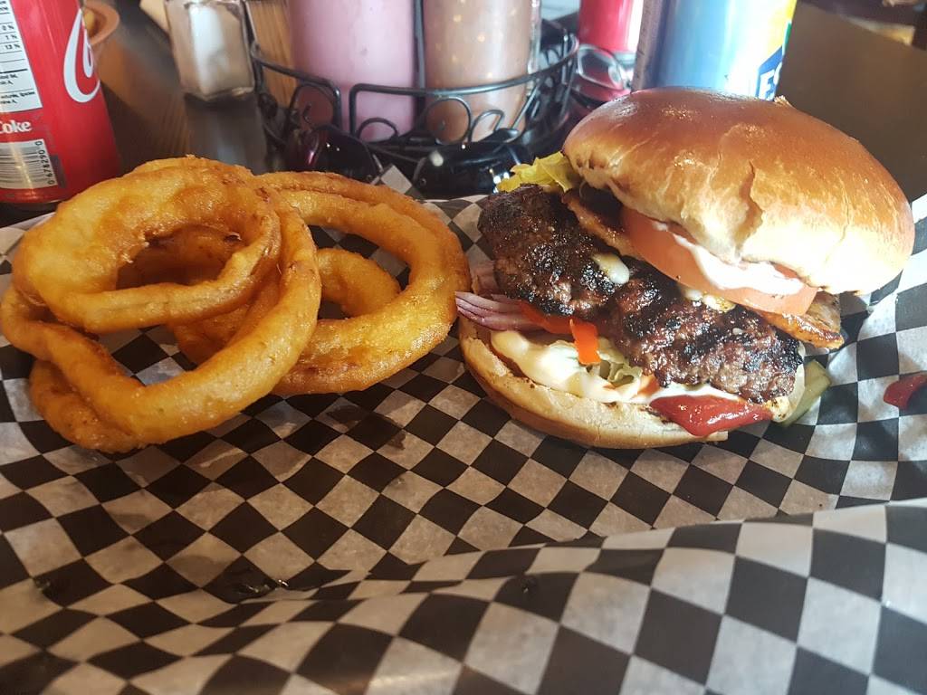 SunRise Caribbean Restaurant | restaurant | 780 Kingston Rd E, Pickering, ON L1V 1A9, Canada | 9054208102 OR +1 905-420-8102