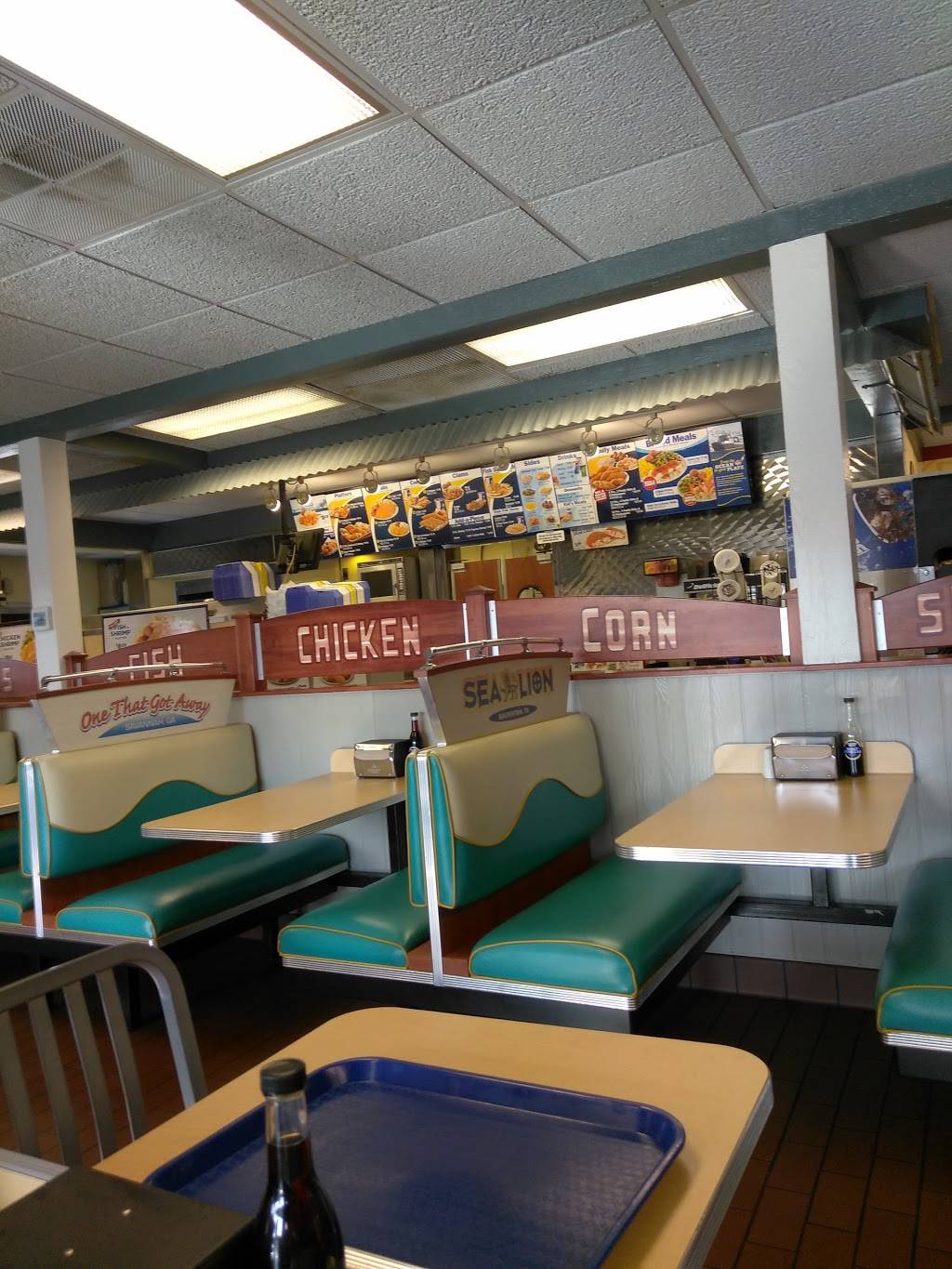 Long John Silvers | restaurant | 3491 S East St, Indianapolis, IN 46227, USA | 3177861216 OR +1 317-786-1216