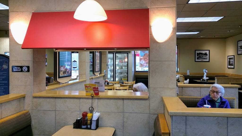 Dairy Queen Grill & Chill | restaurant | 12999 Warwick Blvd, Newport News, VA 23602, USA | 7572499022 OR +1 757-249-9022