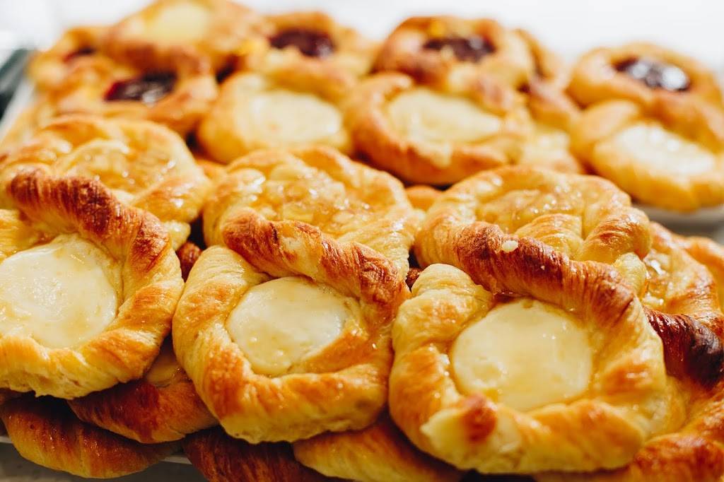 The Original Giulianos Delicatessen in Gardena | bakery | 1138 W Gardena Blvd, Gardena, CA 90247, USA | 3103236990 OR +1 310-323-6990