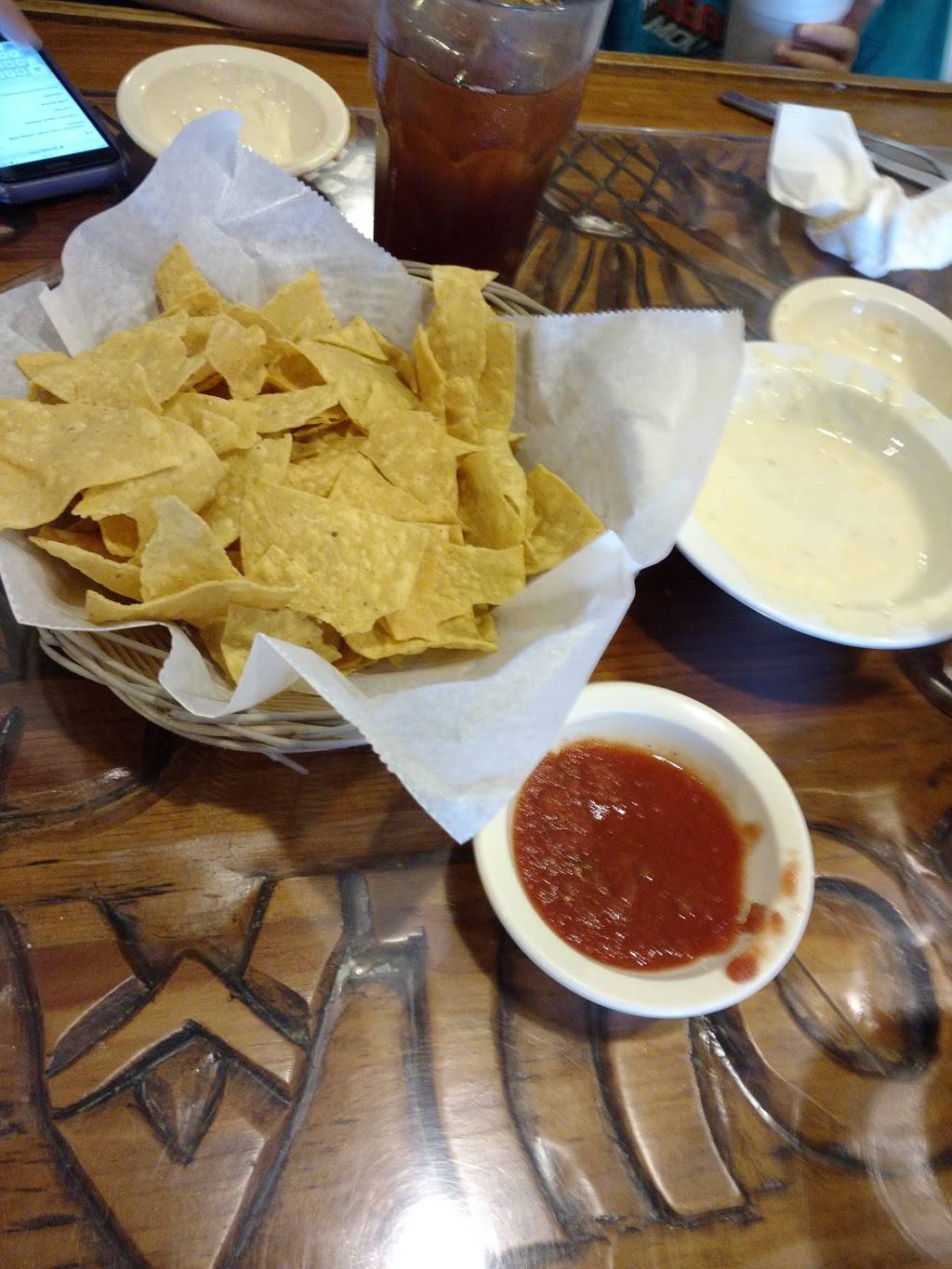 El Maguey | restaurant | 631 N Glenstone Ave, Springfield, MO 65802, USA | 4178651453 OR +1 417-865-1453