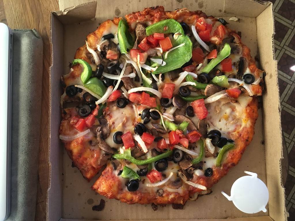 Round Table Pizza | meal delivery | 1161 E Washington Ave, Escondido, CA 92025, USA | 7604890191 OR +1 760-489-0191