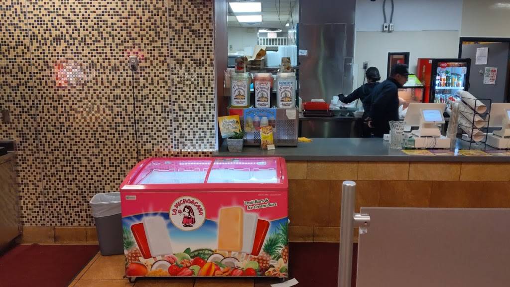 Victoricos Mexican Food | restaurant | 2145 NE Town Center Dr, Hillsboro, OR 97006, USA | 5034662819 OR +1 503-466-2819