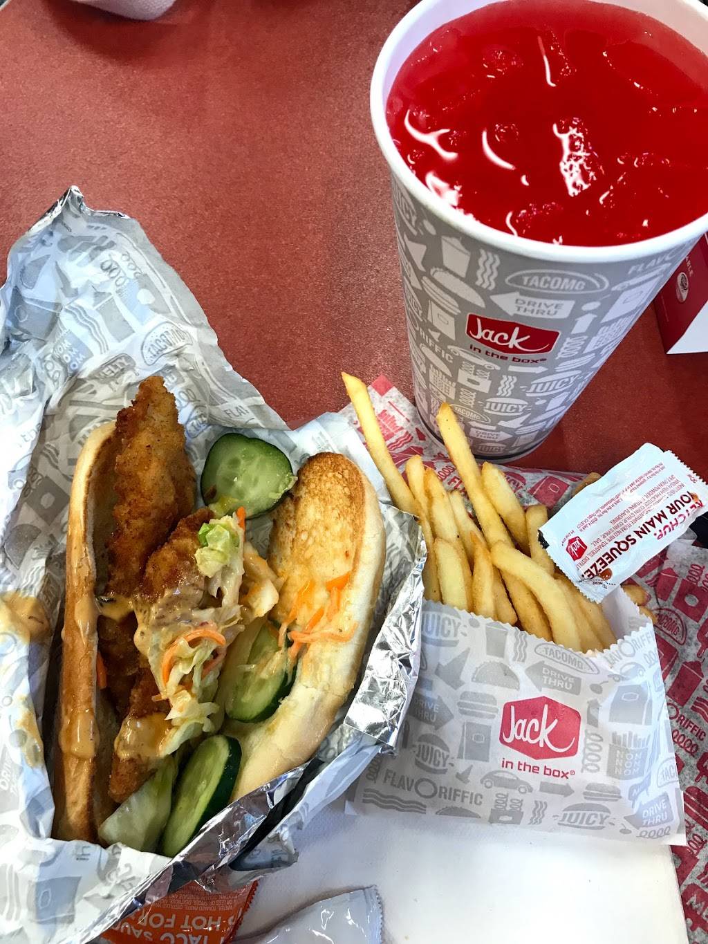 Jack in the Box | restaurant | 465 S Fairfax Ave, Los Angeles, CA 90036, USA | 3239367709 OR +1 323-936-7709