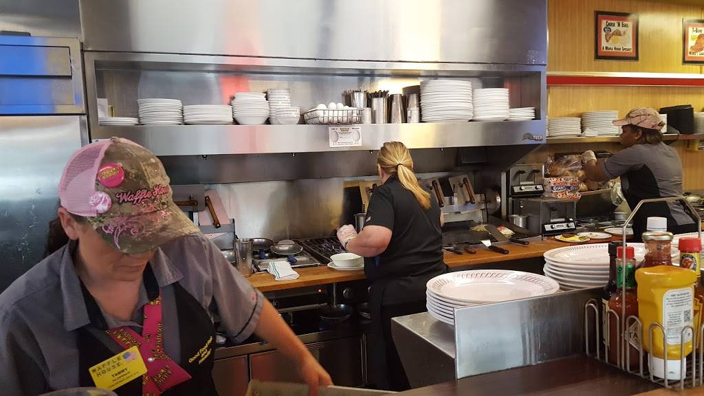 Waffle House | meal takeaway | 3335 Steve Reynolds Blvd, Duluth, GA 30096, USA | 7706230892 OR +1 770-623-0892