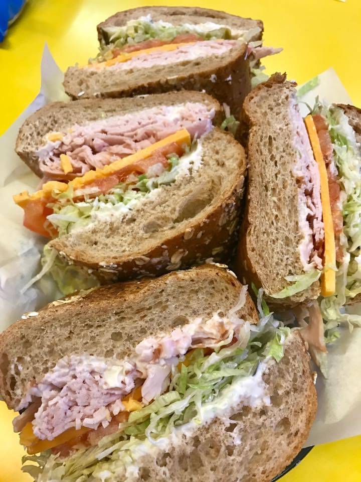 Diggers Deli | restaurant | 876 Alamo Dr, Vacaville, CA 95688, USA | 7074470667 OR +1 707-447-0667