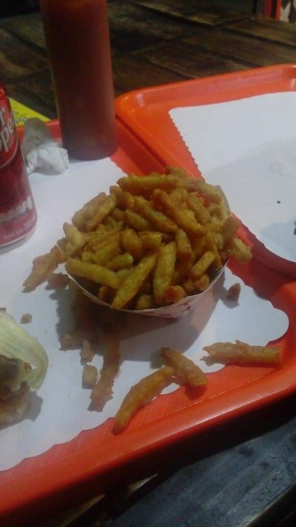 Bayos burger | restaurant | Av Mexico 1706, Buenaventura, 22880 Ensenada, B.C., Mexico | 016461207153 OR +52 646 120 7153