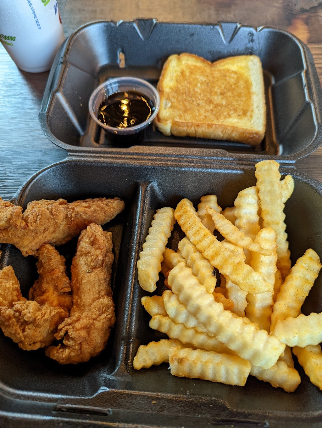 Zaxbys Chicken Fingers & Buffalo Wings | restaurant | 4325 W New Haven Ave, Melbourne, FL 32904, USA | 3213273621 OR +1 321-327-3621
