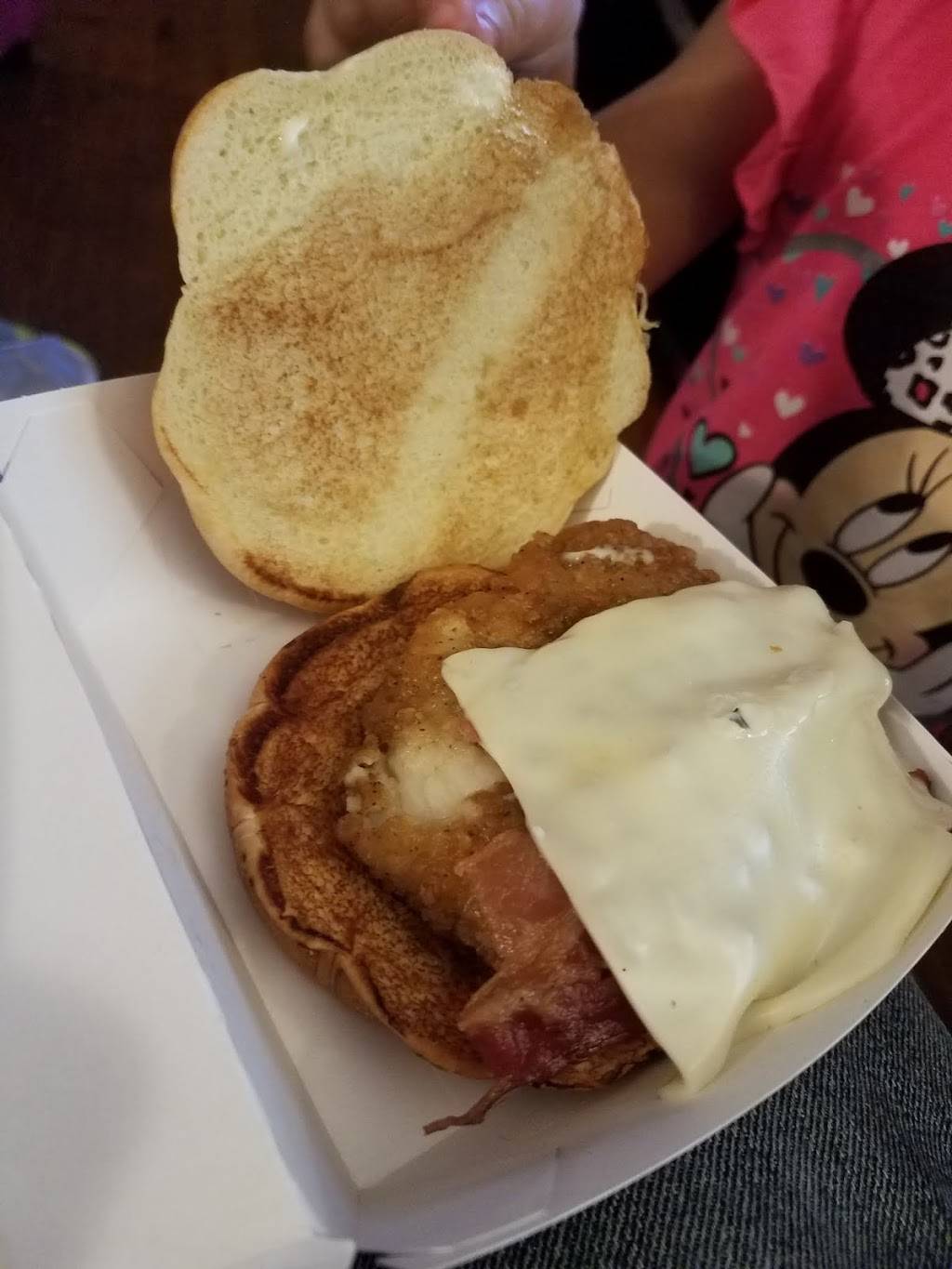 Jack in the Box | restaurant | 3330 Nameoki Rd, Granite City, IL 62040, USA | 6188778884 OR +1 618-877-8884