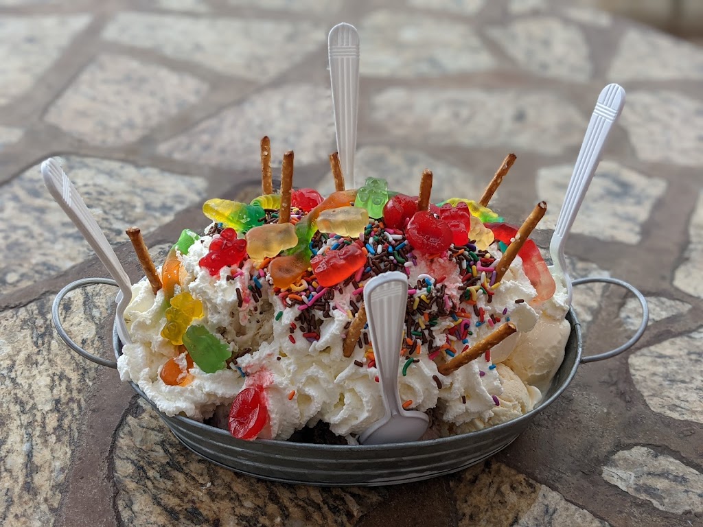 Corner Scoop | restaurant | 3166 AZ-83, Sonoita, AZ 85637, USA | 5202687715 OR +1 520-268-7715