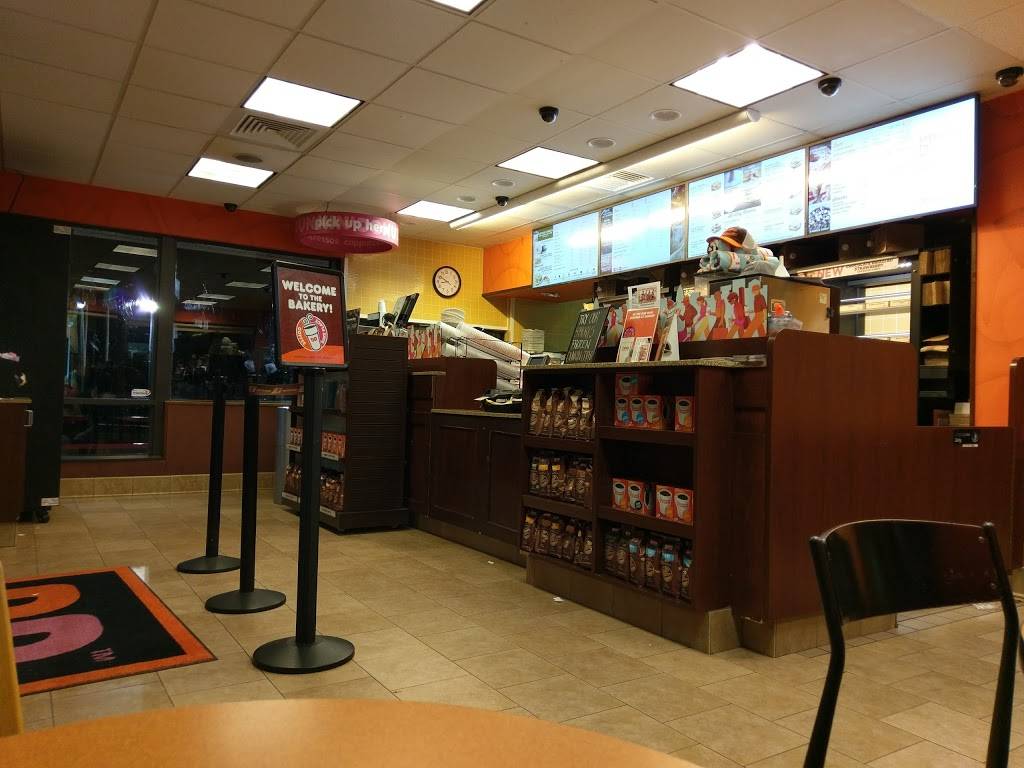 Dunkin | bakery | 37 W Atlantic Ave, Delray Beach, FL 33444, USA | 5612431196 OR +1 561-243-1196
