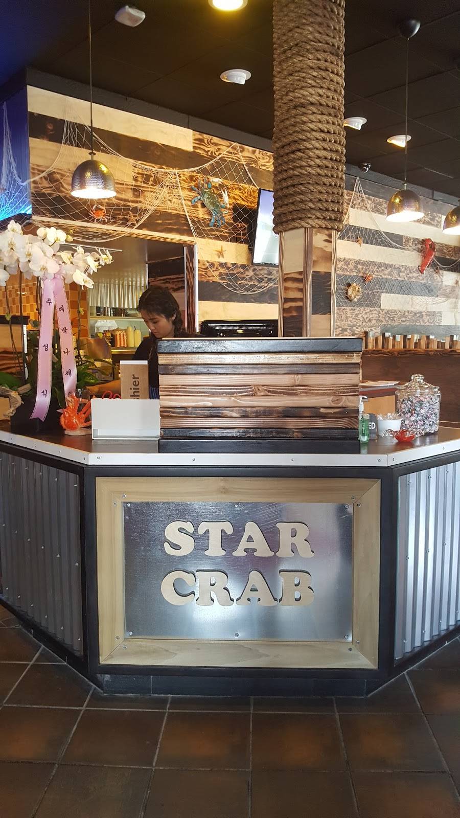 Star Crab | restaurant | 242 E Hospitality Ln, San Bernardino, CA 92408, USA | 9093813008 OR +1 909-381-3008