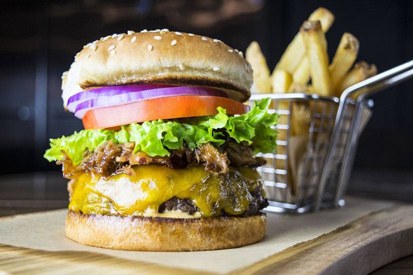 Brickstones Kitchen and Bar | restaurant | Embassy Suites, 10333 S Jordan Gateway, South Jordan, UT 84095, USA | 8016174040 OR +1 801-617-4040