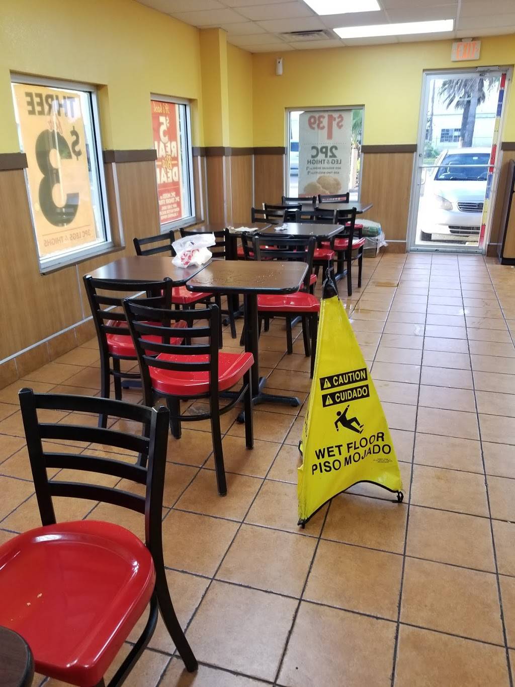 Churchs Chicken | restaurant | 4825 Broadway Avenue J, Galveston, TX 77550, USA | 4097627582 OR +1 409-762-7582