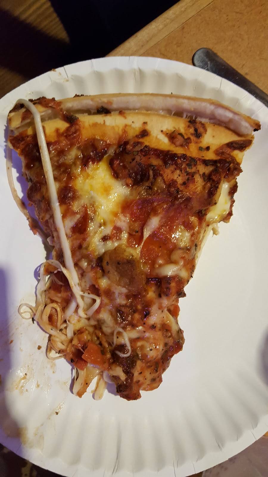 Blackthorn Pub and Pizza | restaurant | 3735 Wyoming St, St. Louis, MO 63116, USA | 3147760534 OR +1 314-776-0534